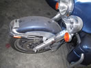 Motorr&auml;der, zum Beispiel nach der Winterpause, sollten professionell wieder auf Hochglanz gebracht werden.